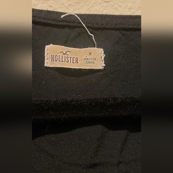 Hollister Black Tie Tank Top Size Medium - Picture 2 of 3